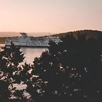 Seafront House Solta 別荘 ストモルスカ